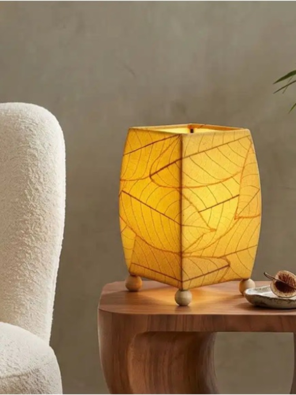 New Eangee Handmade Mini Cocoa Leaf Lamp - Yellow MSRP $84